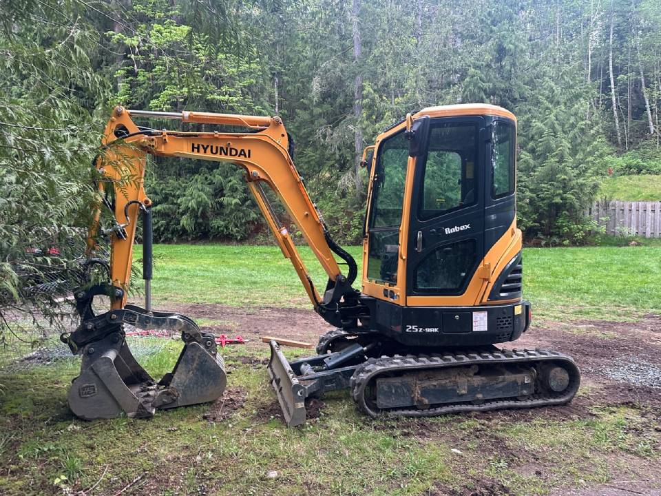Debris removal and site hauling